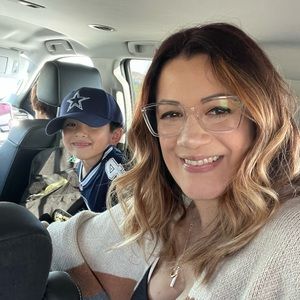 Meet your Posher, Melissa